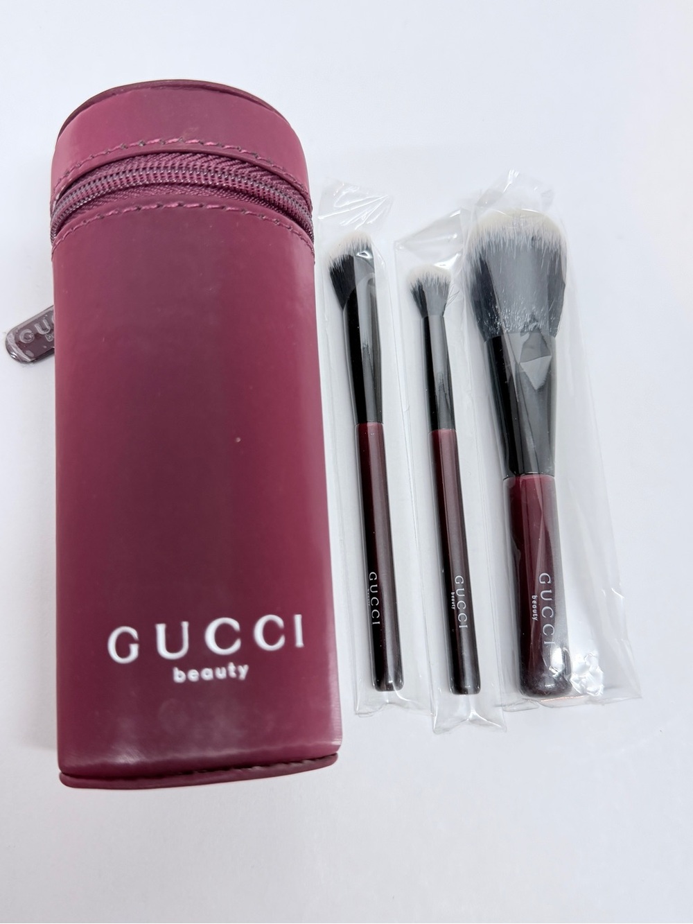 GWP Gucci Beauty Burgundy Brush Set with Case
